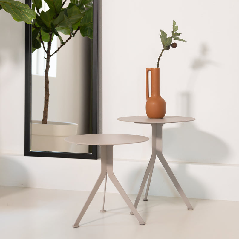 Bijzettafel DALEY LOW Staal Silky Taupe 38x38x38cm Spinder Design-Bijzettafels-Spinder