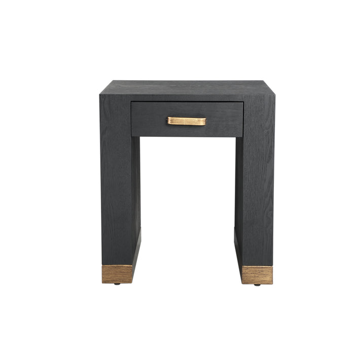 Zwarte PTMD Tiess bijzettafel van houtfineer met goudkleurige accenten en een lade, 45 cm breed.