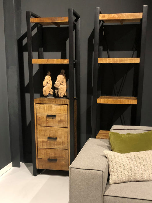 Boekenkast Nairobi Mangohout Naturel hout 55x40x200 cm-Boekenkasten-Livingfurn