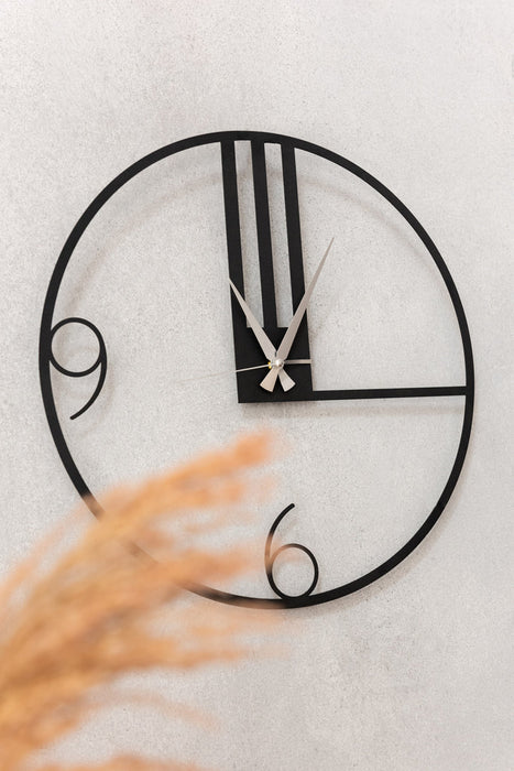 Clock Lines Metal Black Large-Klokken-J-Line