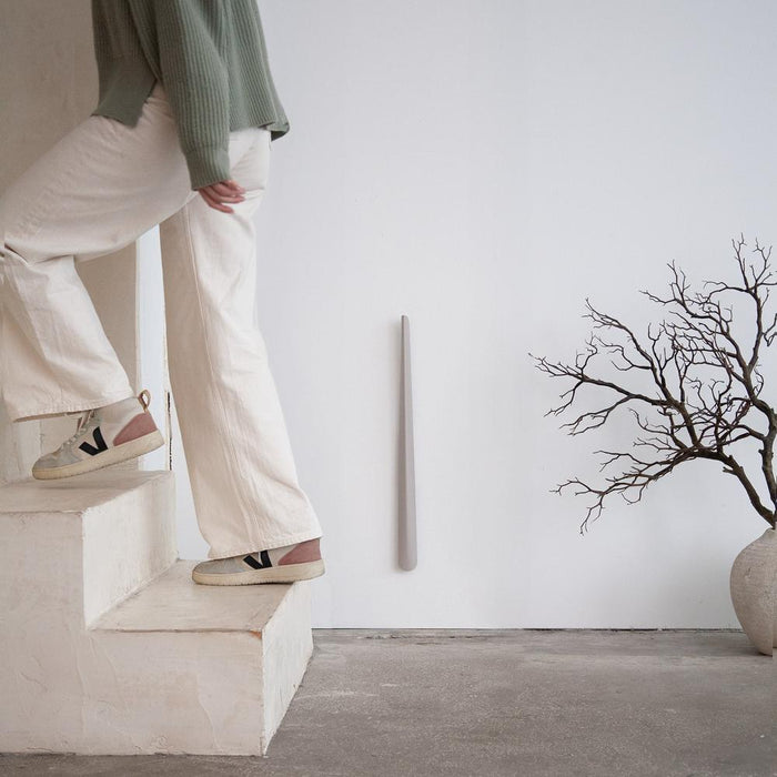 DON Schoenlepel - Silky Taupe Spinder Design-Schoenenrekken-Spinder