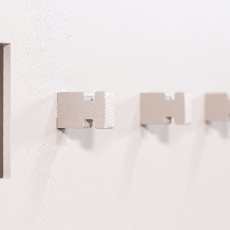 Kapstok TETROMINO Silky Taupe 40x3.5x21.5cm Spinder Design-Kapstokken-Spinder