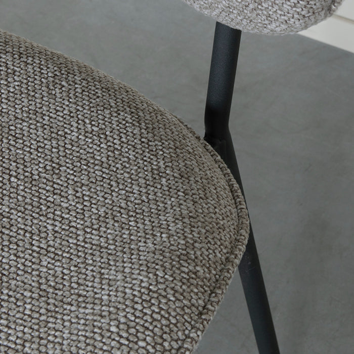 LABEL51 Eetkamerstoel Senn - Truffel grijs - Boucle - Black Frame-Eetkamerstoelen-LABEL51