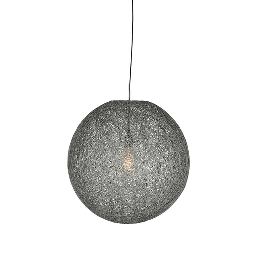 LABEL51 hanglamp Twist: bolvormige kap van grijs vlasdraad met een diameter van 30 cm en open structuur.