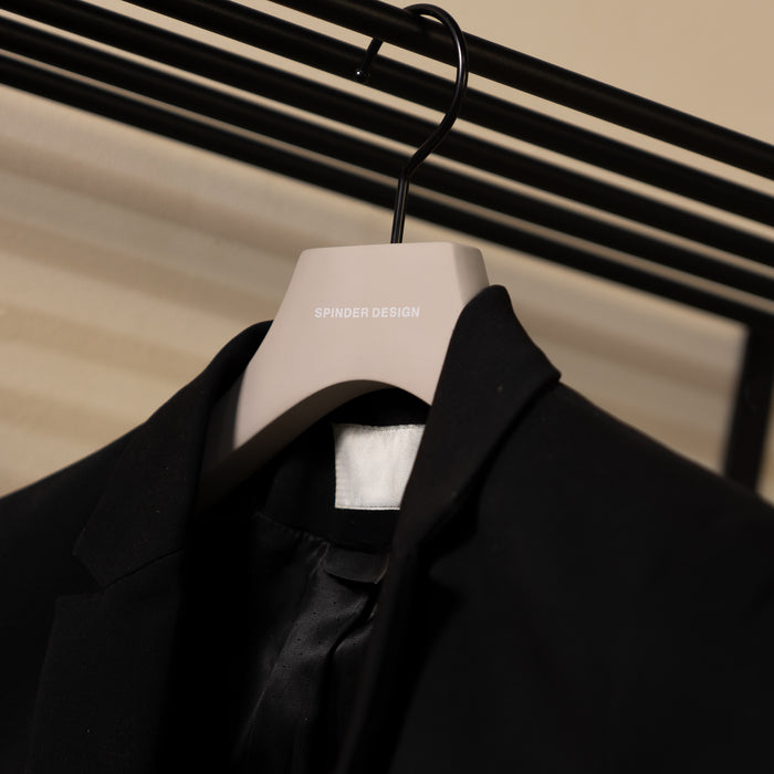 LOTUS Kledinghangers (set van 5 stuks) - Silky Taupe Spinder Design-Kledinghangers-Spinder