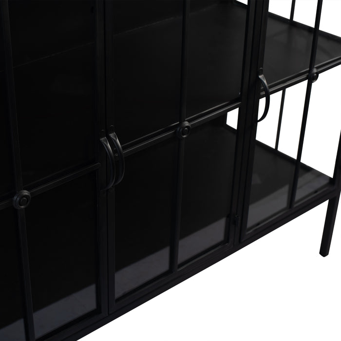 Zwarte PTMD opbergkast van ijzer met glazen deuren en een industrieel design, afmeting 41x140 cm.