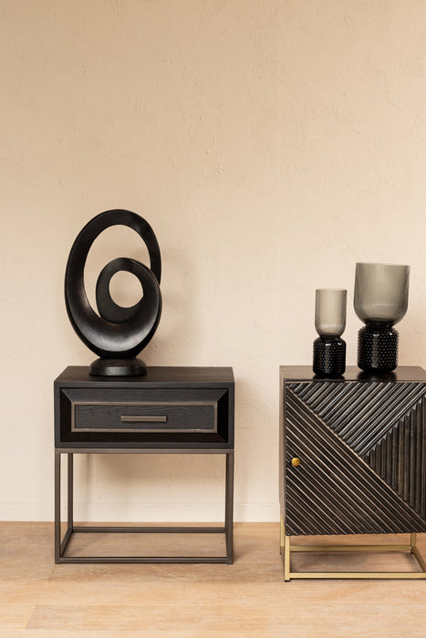 Zwarte ijzeren opbergkast Lixly van PTMD met strak design en metalen frame.