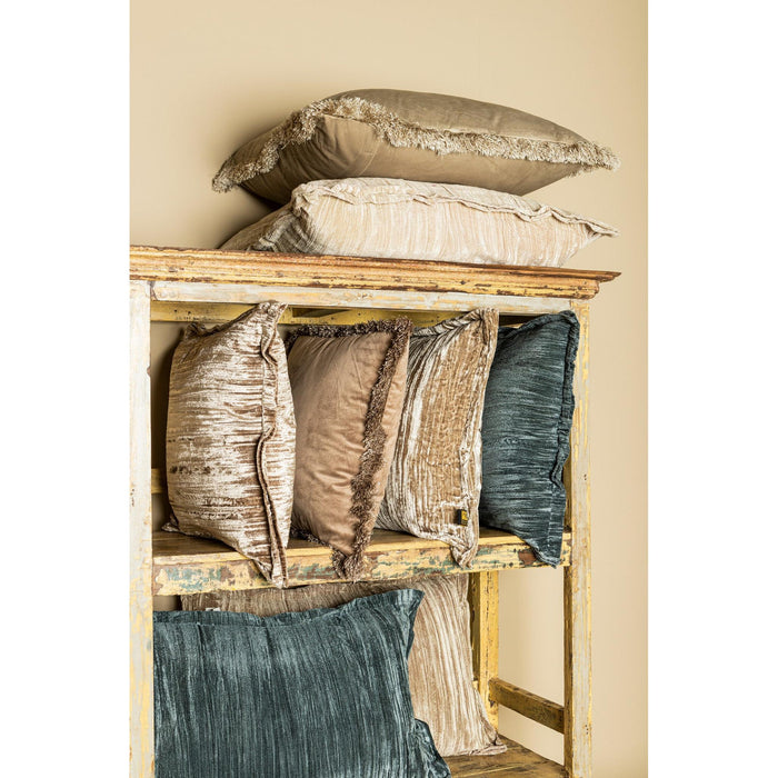 PTMD PTMD Senny Taupe Velvet Sierkussen Vierkant Met Ruffle Rand – Luxe Woondecoratie-Kussens-PTMD