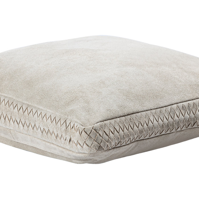 PTMD PTMD Suky Taupe Suède Leer Sierkussen Vierkant – Luxe Woondecoratie-Kussens-PTMD