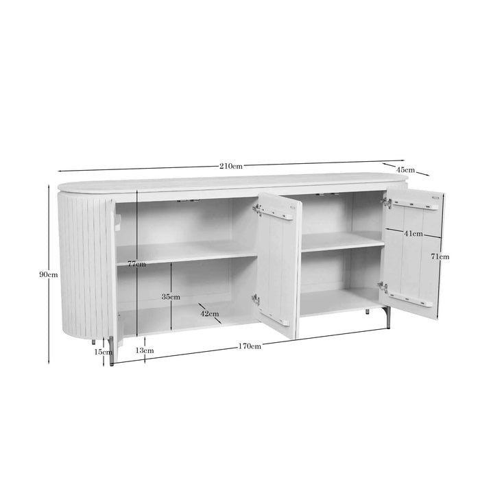 Zandkleurig mangohouten dressoir Solana van 210 cm breed met drie deuren, metalen onderstel en gedetailleerde afmetingen.