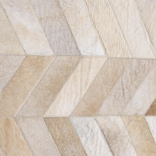 Vloerkleed Joanne Beige Cowhair Patchwork Tapijt Ovaal L-Rechthoekige vloerkleden-PTMD