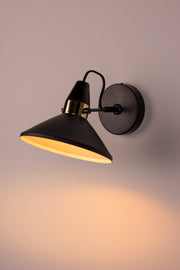 Wandlamp Jona Tijdloze Iron Zwart 19.5x19.5x15 cm-Wandlampen-Creating Home