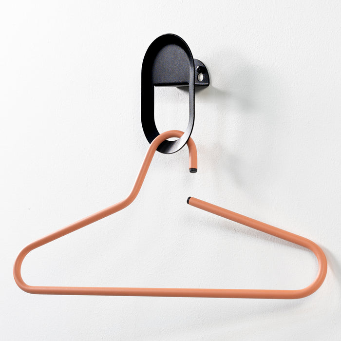 x OnMateria - COUCOU Kapstok - Zwart Spinder Design-Kapstokken-Spinder